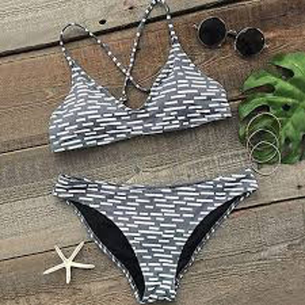 CupShe Padded Triangle Bikini Set Swimsuit M Gray Grey White Print EUC Hipster